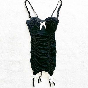 VICTORIA’S SECRET Black Sexy Little Things 36B Ruffles Lingerie w/ Garter